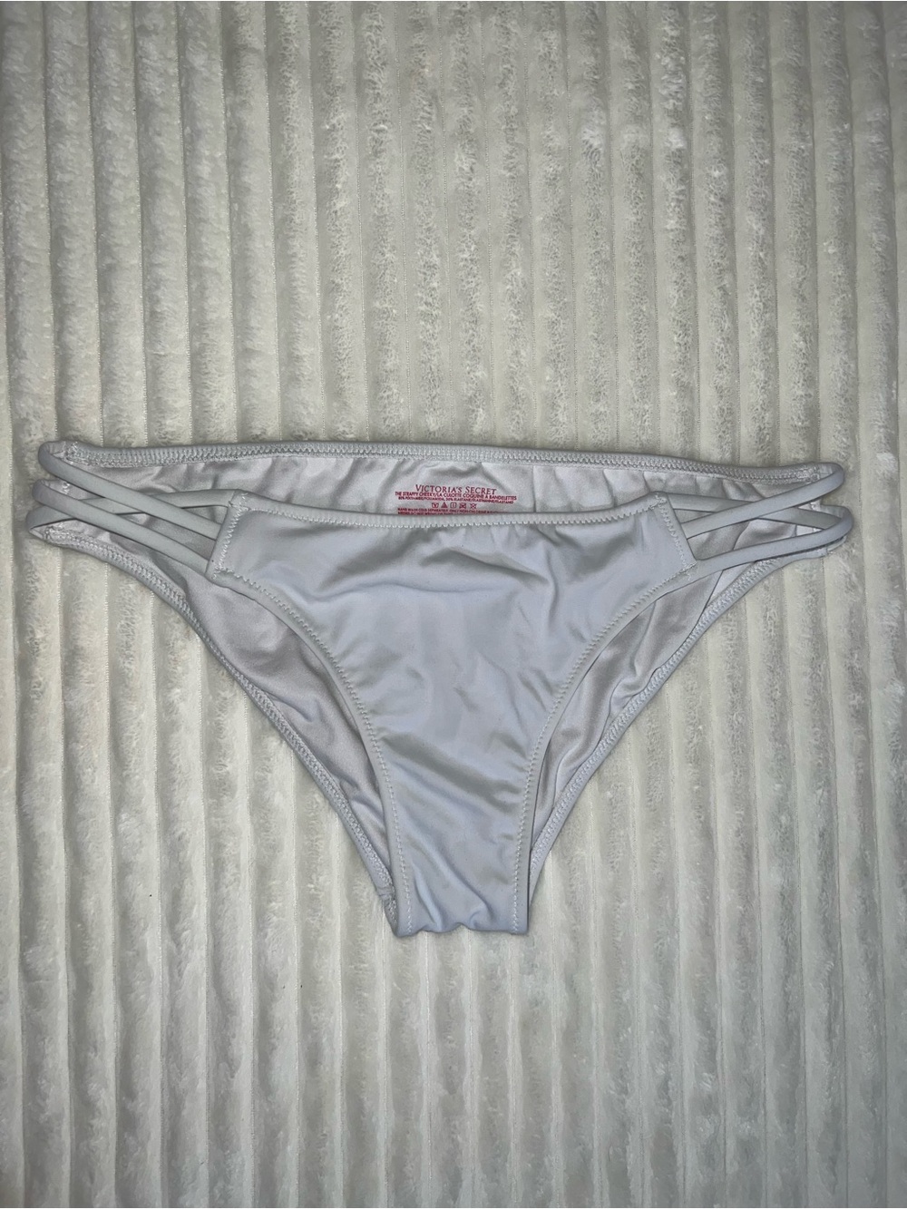 Victoria's Secret The Strappy Cheeky Bikini Bottom White
Medium